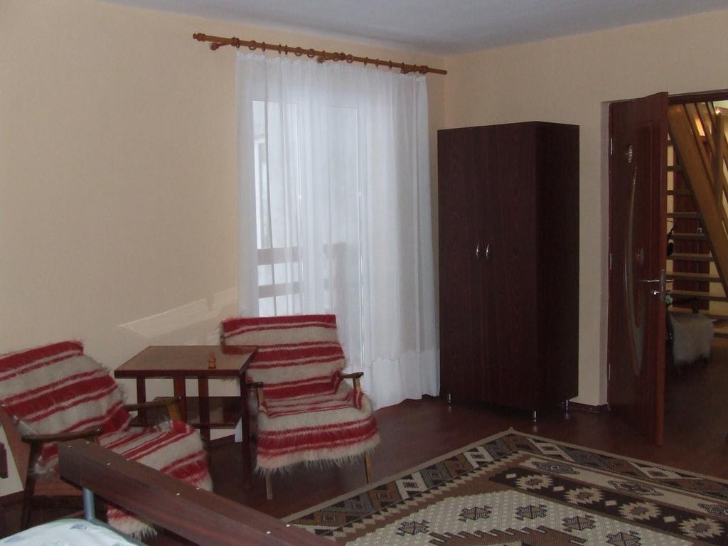 カヴニク Casa Bryannaヴィラ 部屋 写真