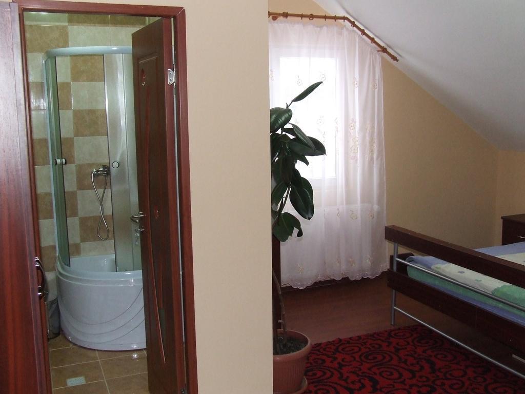 カヴニク Casa Bryannaヴィラ 部屋 写真